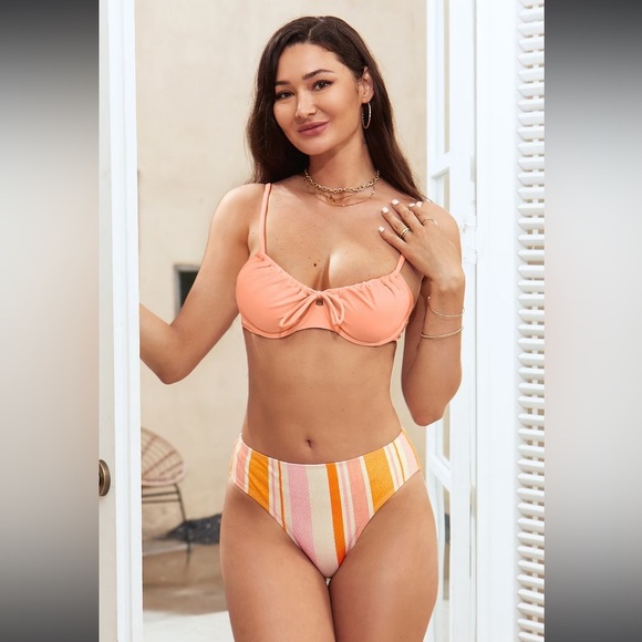 Striped Tie Front Underwire Top & Striped Hipster bikini in peach size Large - Picture 8 of 12
